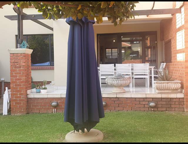 2 BEDROOM APARTMENT FOR SALE IN SUNNINGHILL